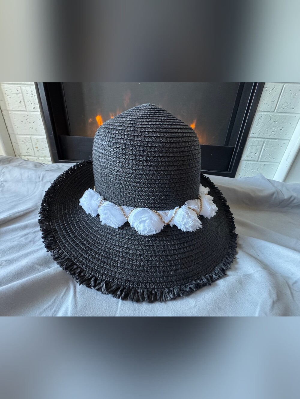 Nicole Marciano Black Straw Sun Hat Raw Edge Fringe Floral Chain One Size